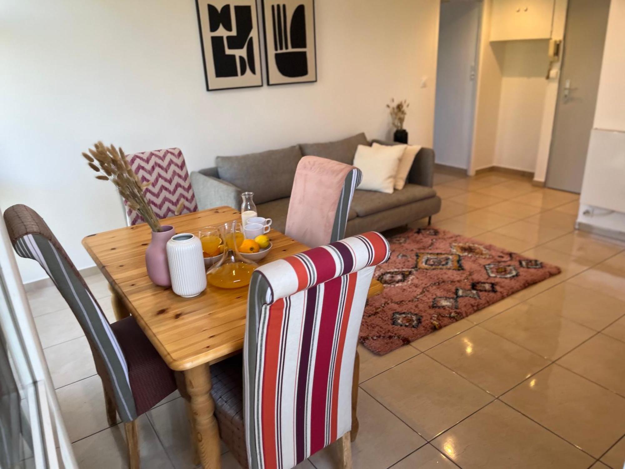 Suite Miramar Bron Luaran gambar