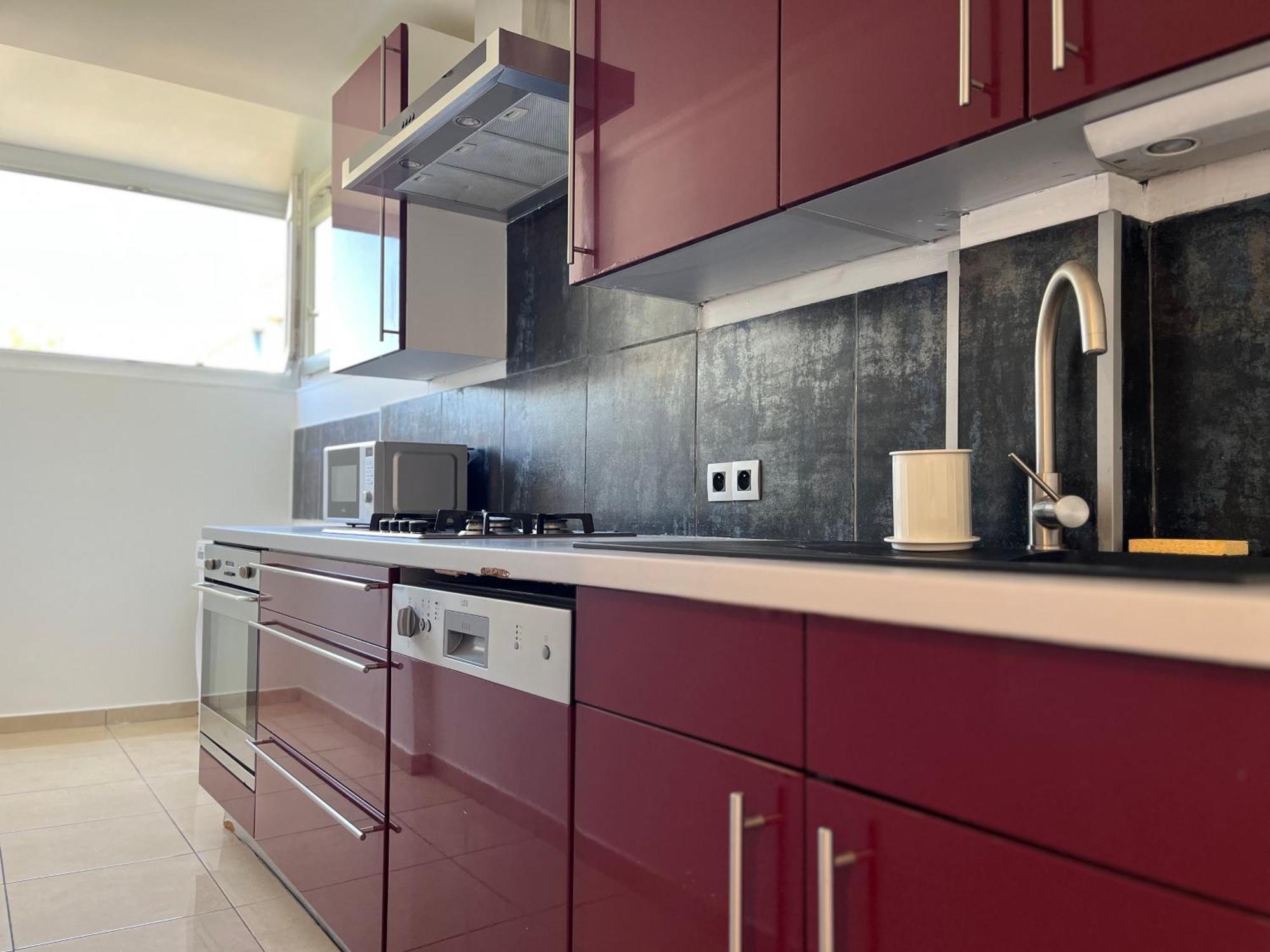 Suite Miramar Bron Luaran gambar