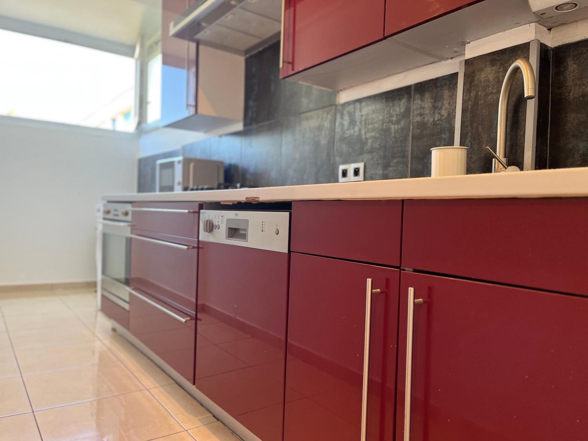 Suite Miramar Bron Luaran gambar
