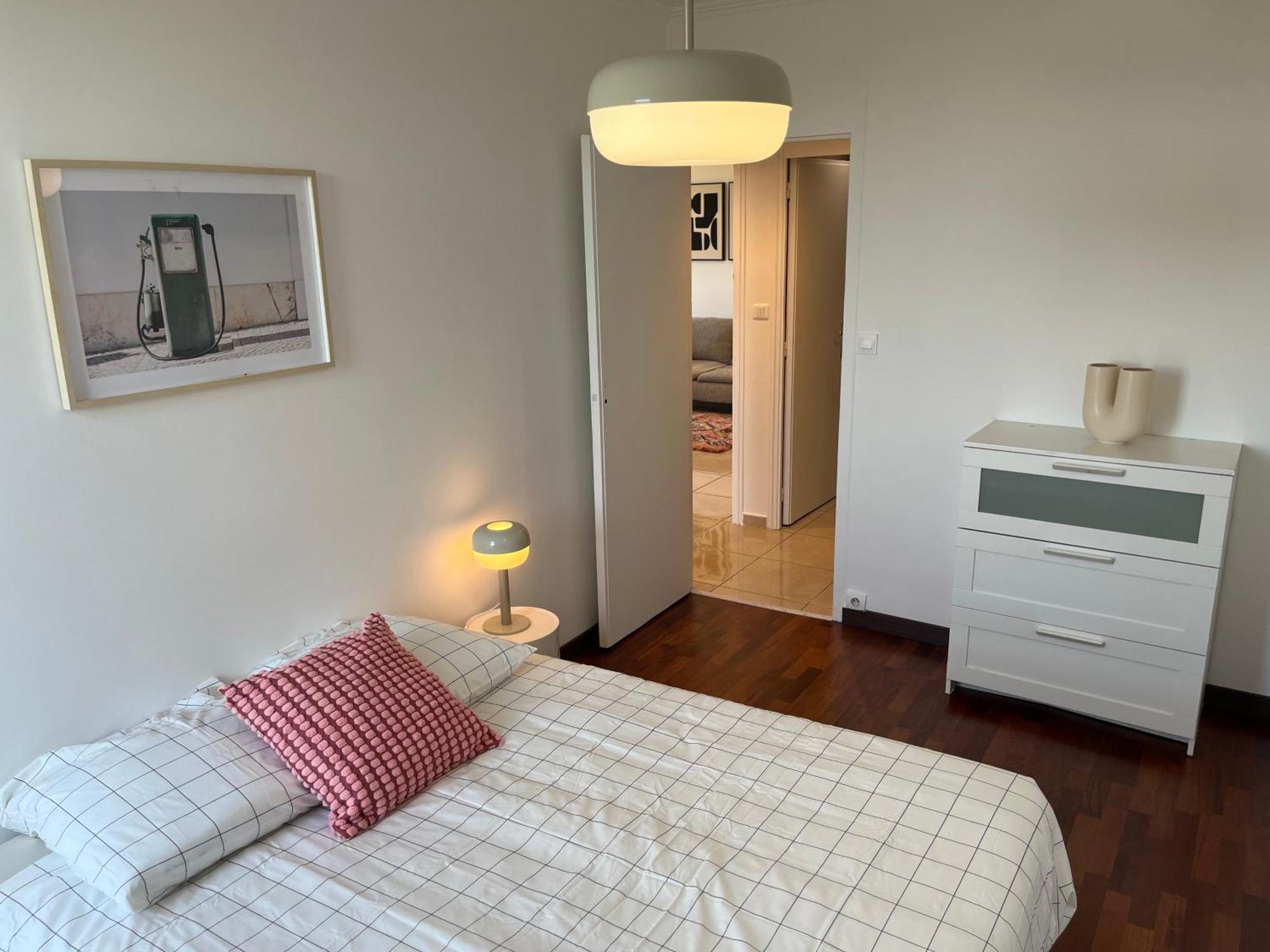 Suite Miramar Bron Luaran gambar